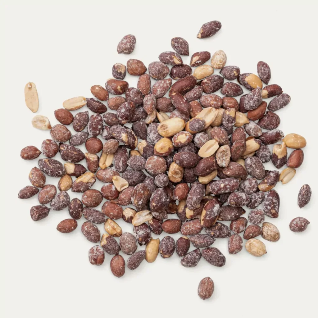 mirkom kikiriki u crvenoj opni peceno slan hrpa 1080x1080 1